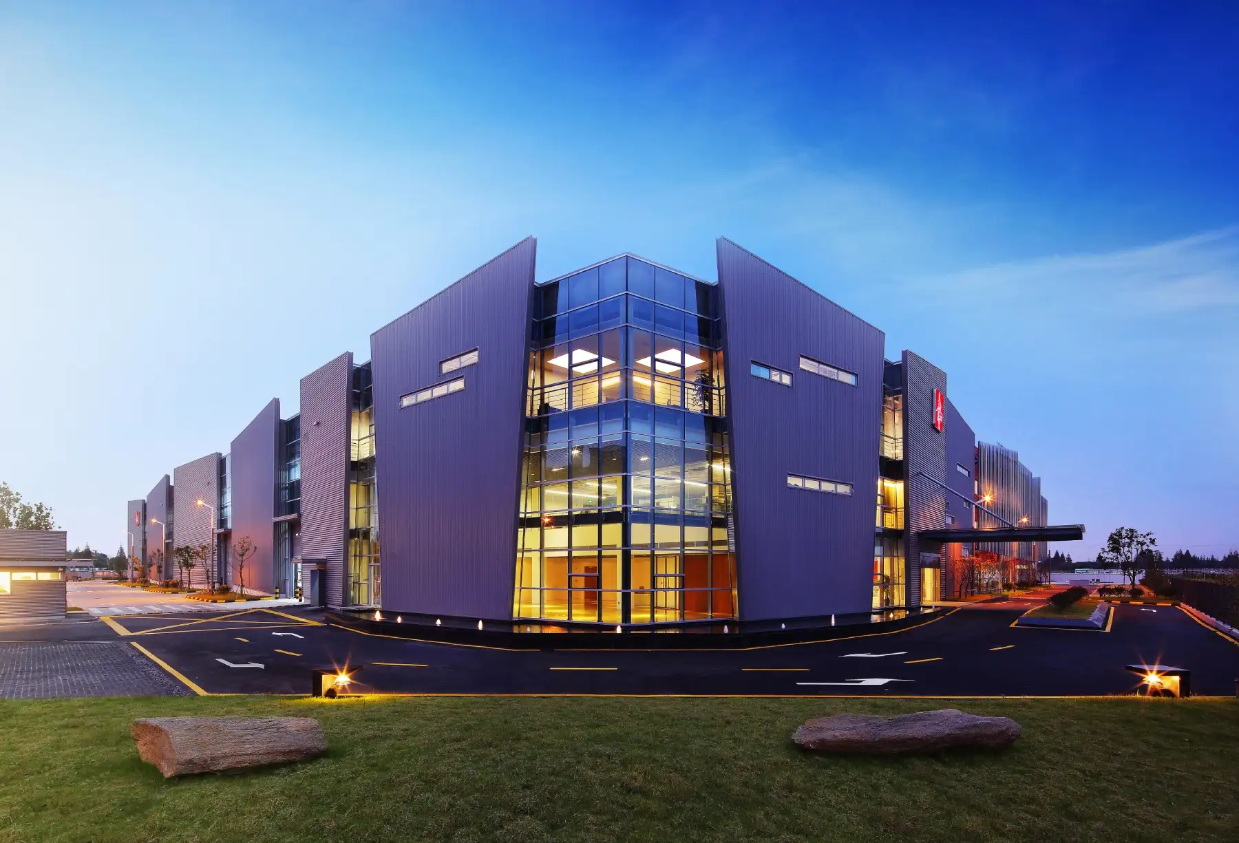 CDHORIZON Building