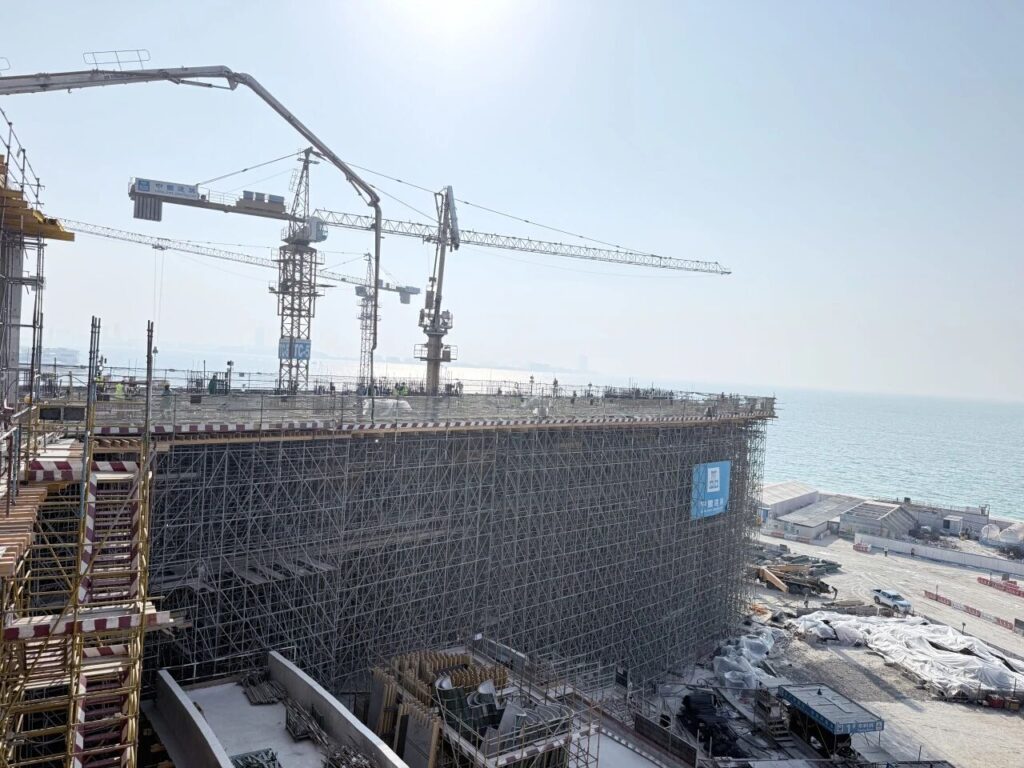 CDHORIZON Powers Dubai's The Island Development Project